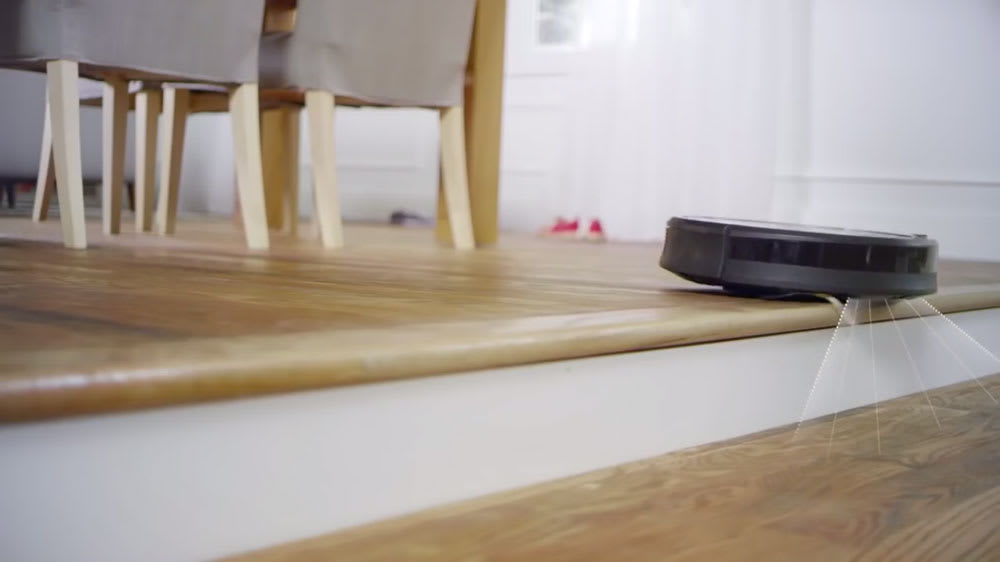 Roboto Vacuum Cleaner edge detection